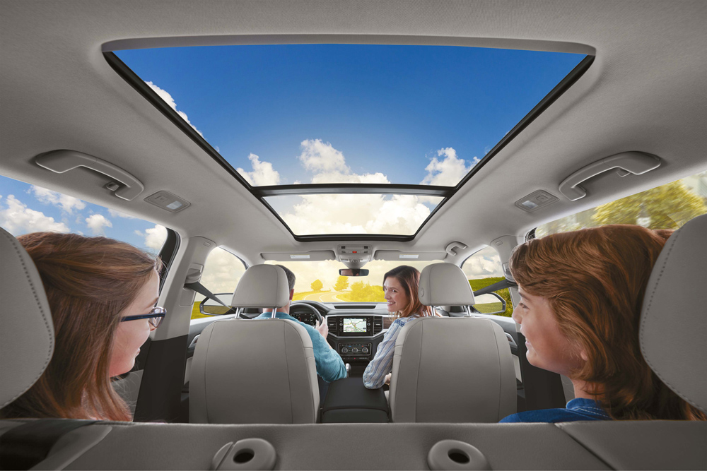 Українці встановили автрекорд: у вересні продажі нових авто досягли максимуму за рік